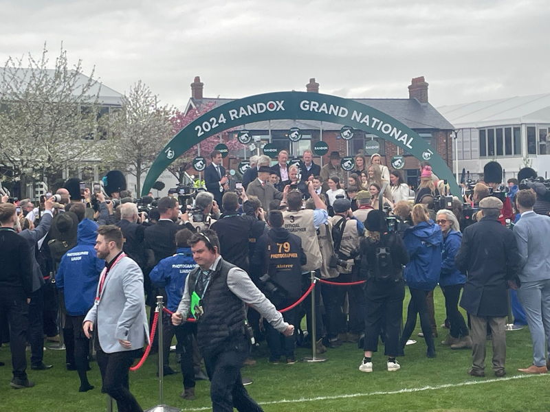 2024 grand national winner award at aintree