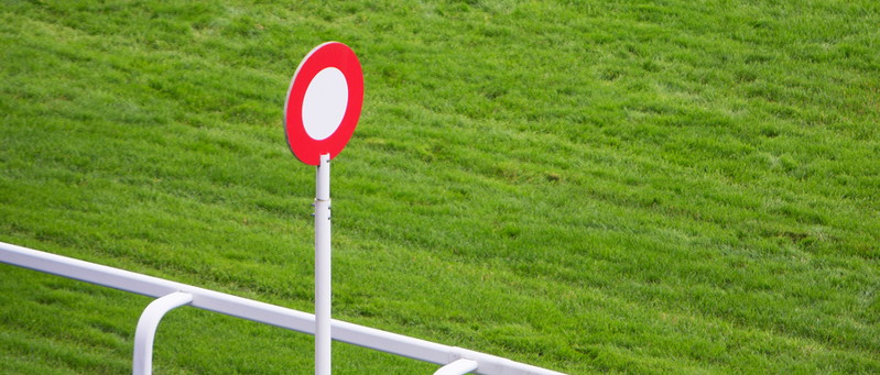 finishing post racecourse first past the post