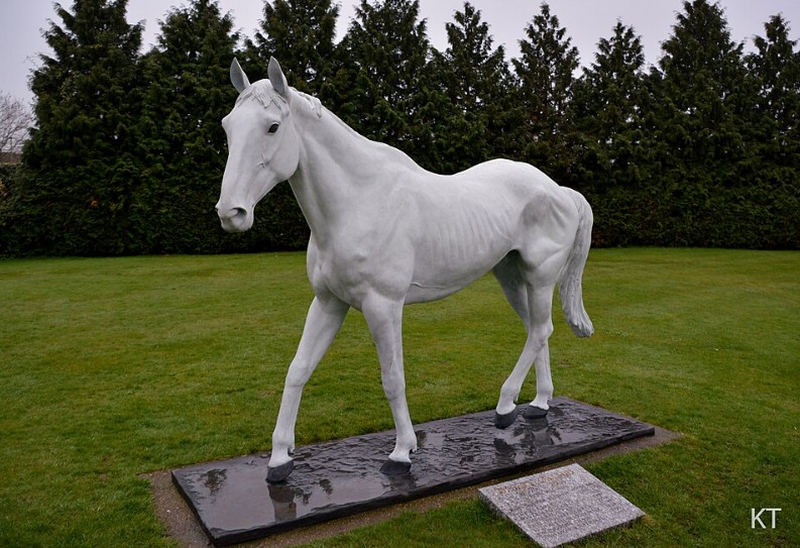 Desert Orchid Statue